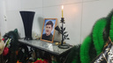«Вячеслав стал жертвой системы». В Златоусте похоронили директора школы, жизнь которого полиция превратила в ад