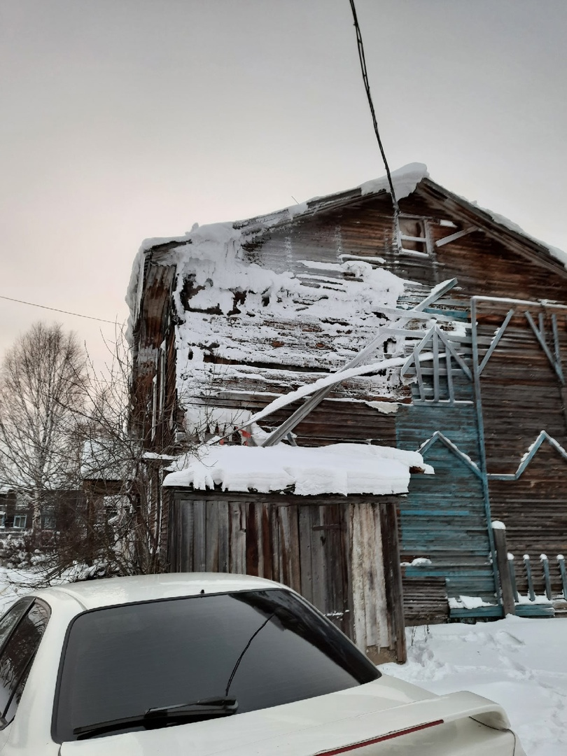 Люди из будущего на старых фото