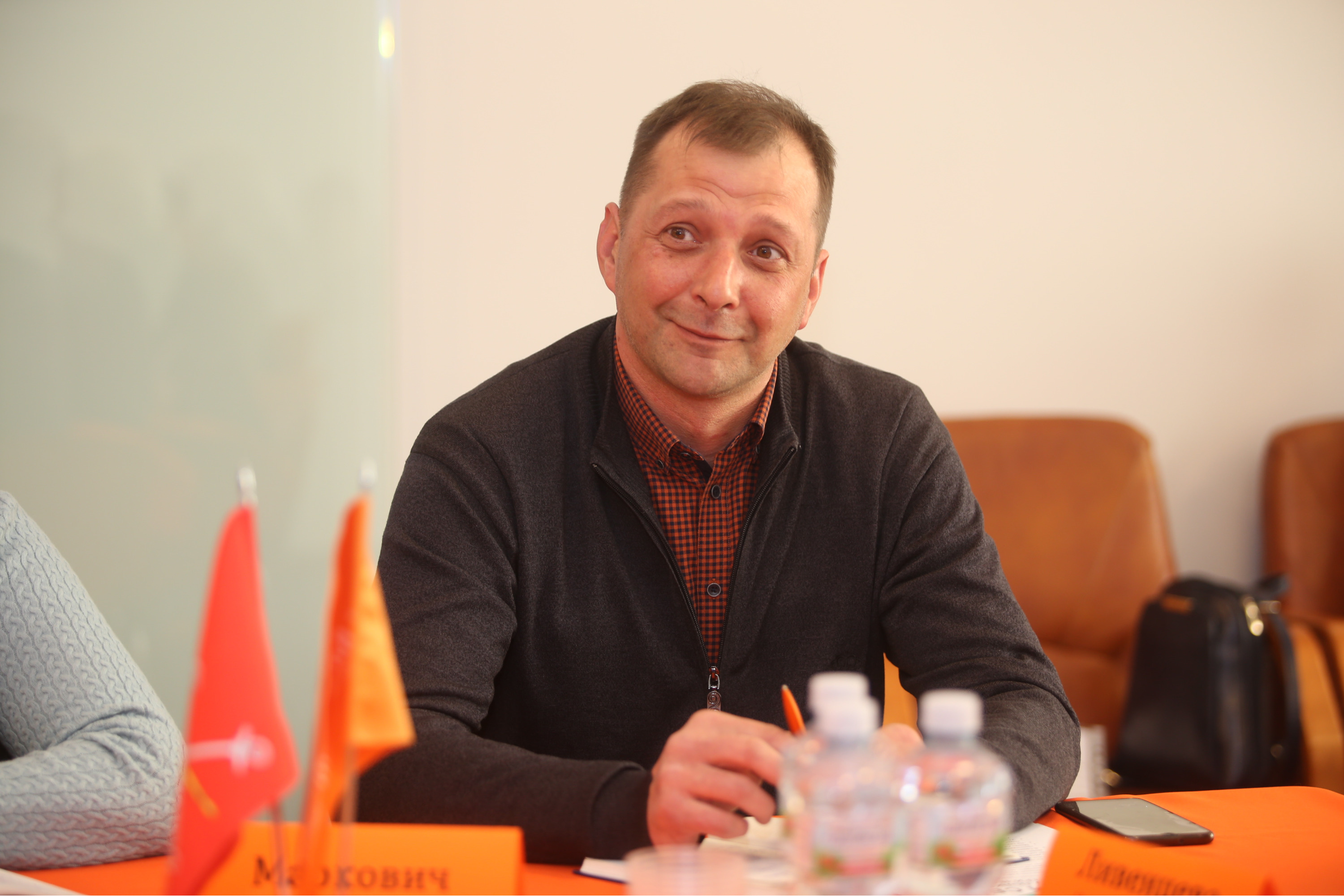 Игорь Маркович, председатель СНТ «Красное», МО «Гостилицкое СП» у деревни Клясино 