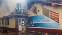 В Архангельске начали разбирать сгоревшее кафе «Девичья башня»