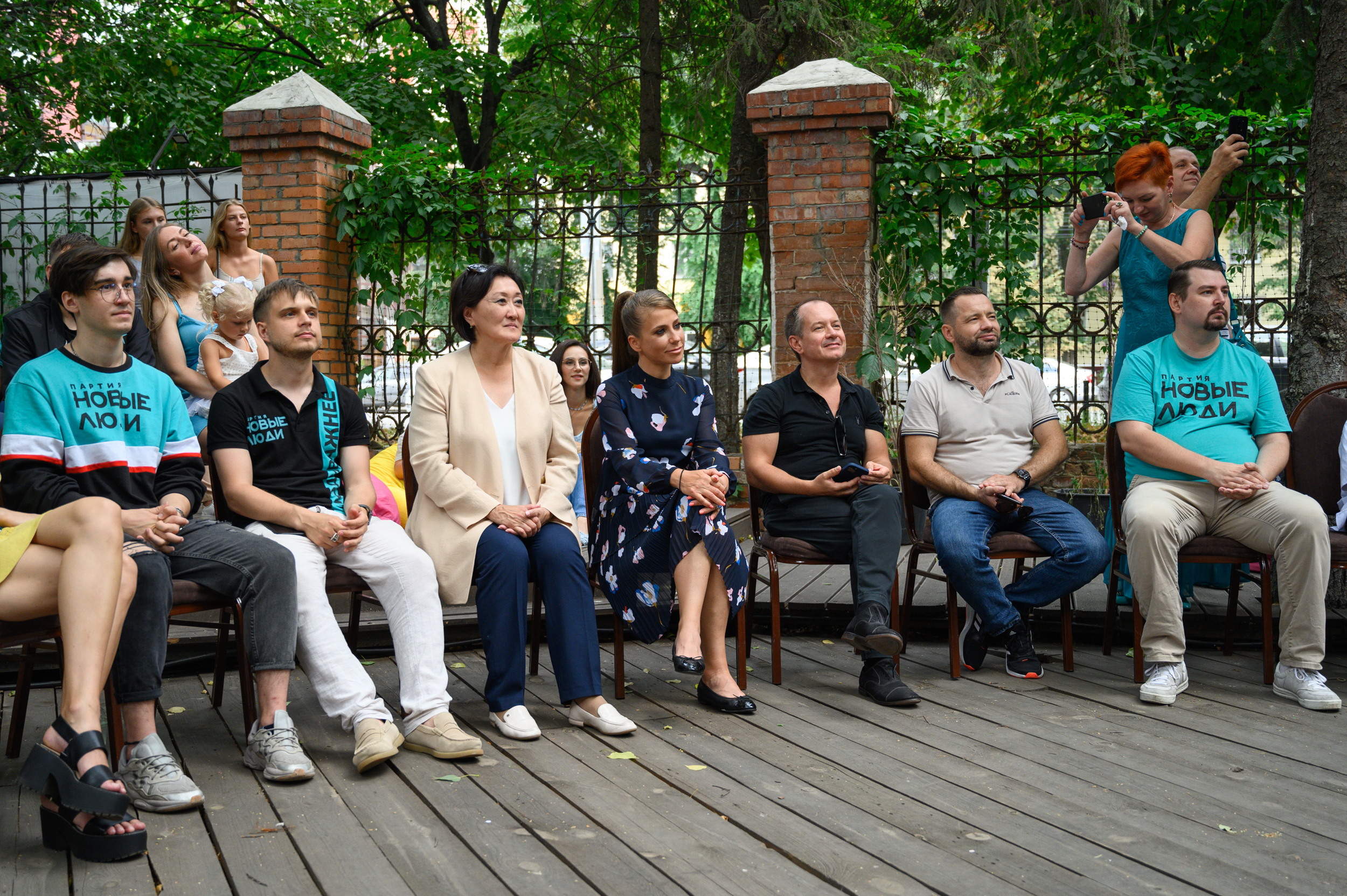 «Новые люди» уверены, что родители не должны оставаться один на один со своими проблемами «Новые люди» уверены, что родители не должны оставаться один на один со своими проблемами