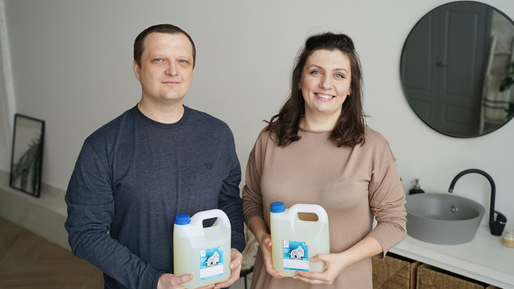 Бизнес в декрете: семья из Челябинска создает бытовую химию, которую сравнивают с Frosch и Amway