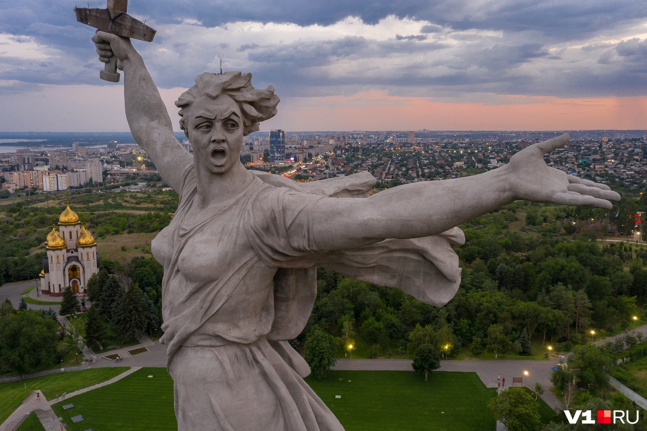Поторопитесь! Скоро будет дождь! Поторопитесь! Скоро будет дождь!