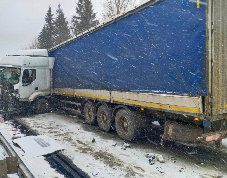 В результате ДТП погиб человек В результате ДТП погиб человек