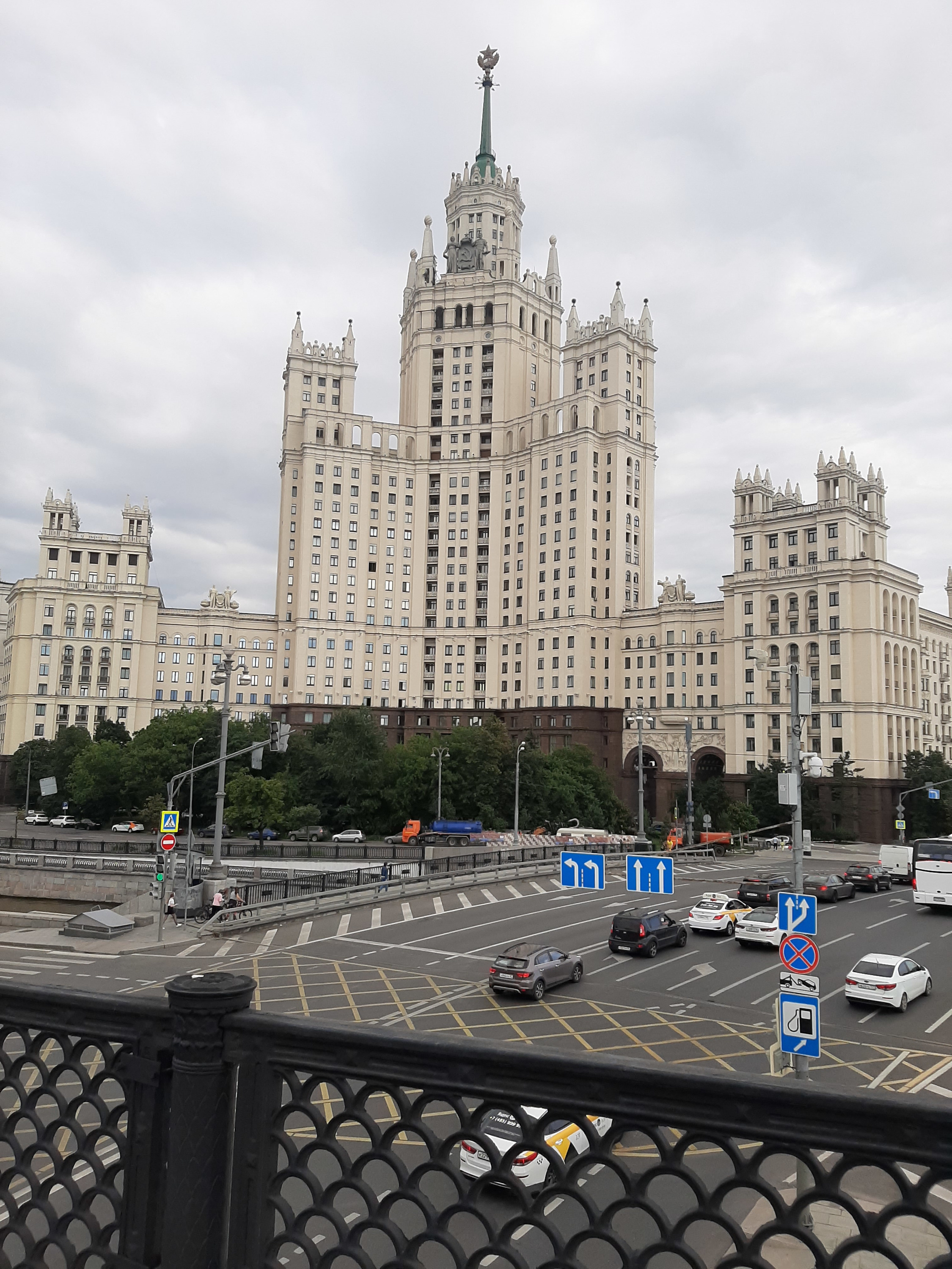 — Расстояния в Москве и Самаре не сравнимы, — отмечает Роман — Расстояния в Москве и Самаре не сравнимы, — отмечает Роман