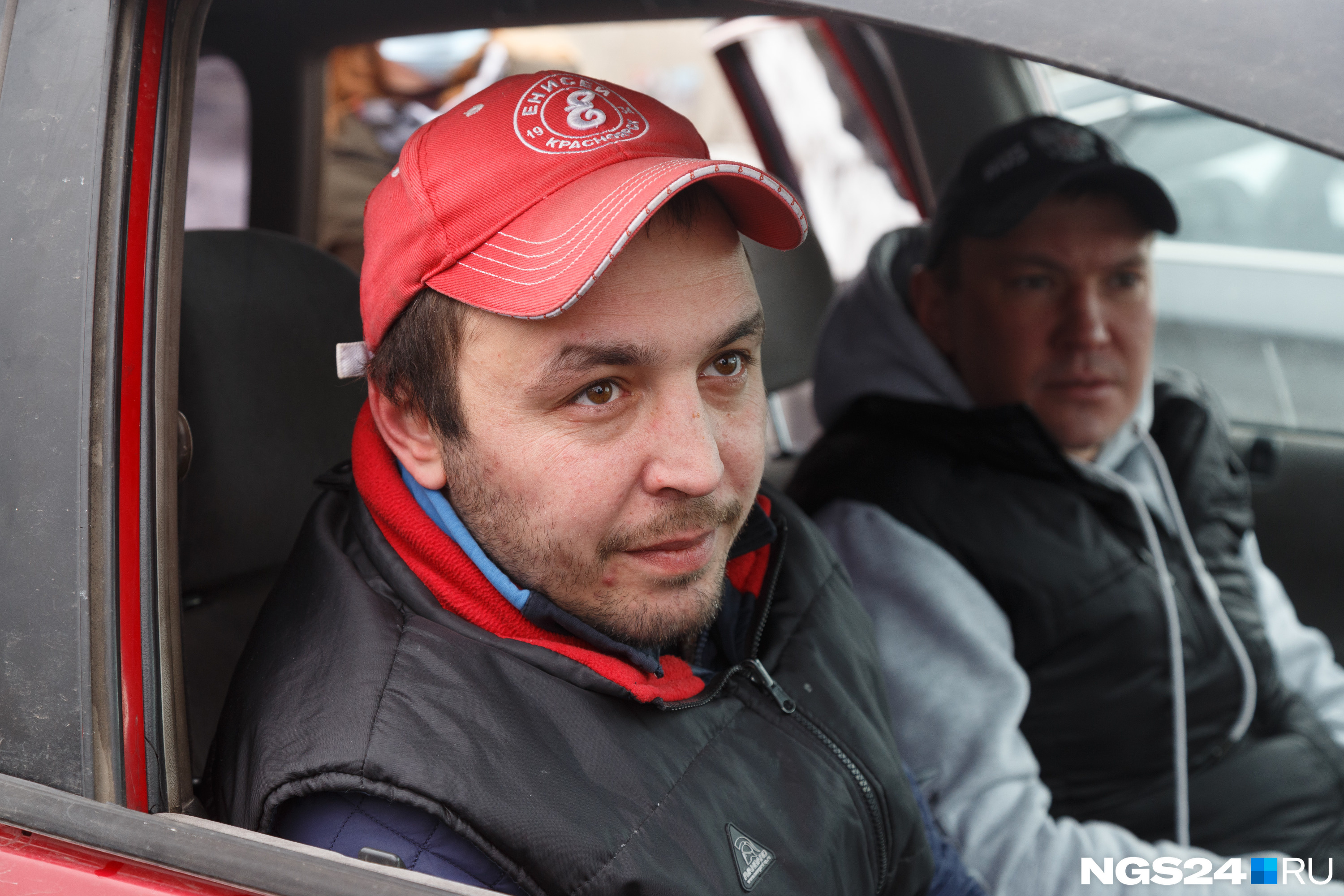 Дмитрий организовал чат недовольных таксистов в Красноярске Дмитрий организовал чат недовольных таксистов в Красноярске