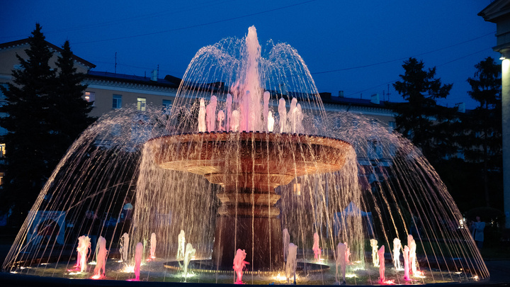 Власти Кемерова рассказали, когда включат фонтаны. Первый — у Драмтеатра