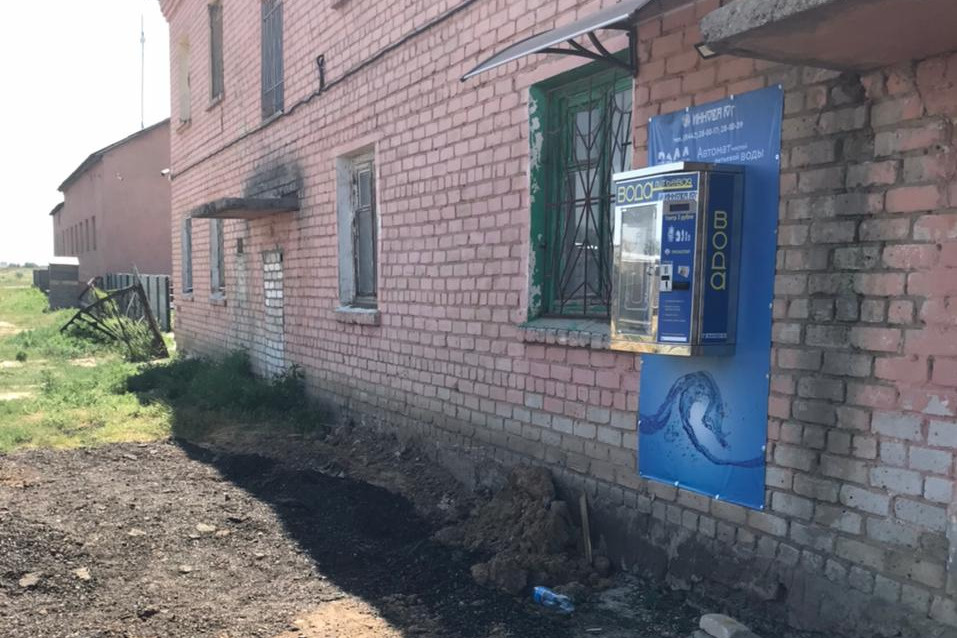 В Красном Пахаре установили дополнительную станцию очистки, но новой скважины так и нет В Красном Пахаре установили дополнительную станцию очистки, но новой скважины так и нет