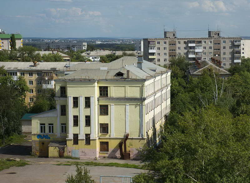 Вот так выглядит здание бывшего профессионального лицея <nobr class="_">№ 2</nobr> снаружи Вот так выглядит здание бывшего профессионального лицея <nobr class="_">№ 2</nobr> снаружи