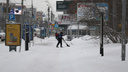 Зима вернулась: в Новосибирске за ночь вновь выросли <nobr class="_">сугробы —</nobr> <nobr class="_">12 фото</nobr> заснеженных улиц