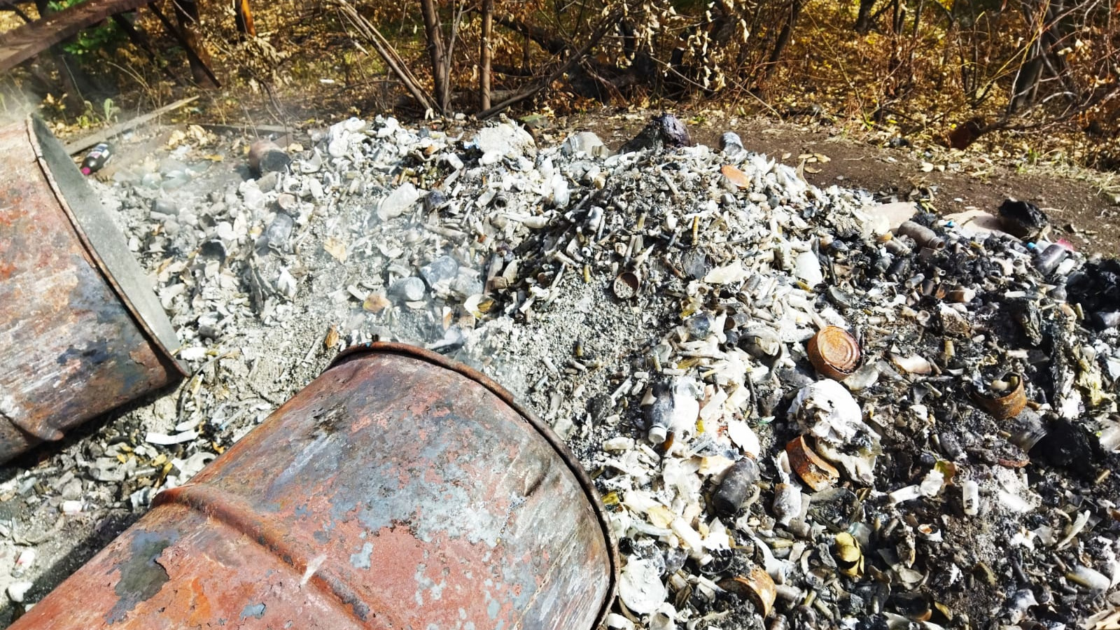 Зараженные отходы и использованные памперсы: что находилось на тайной свалке в Уфе