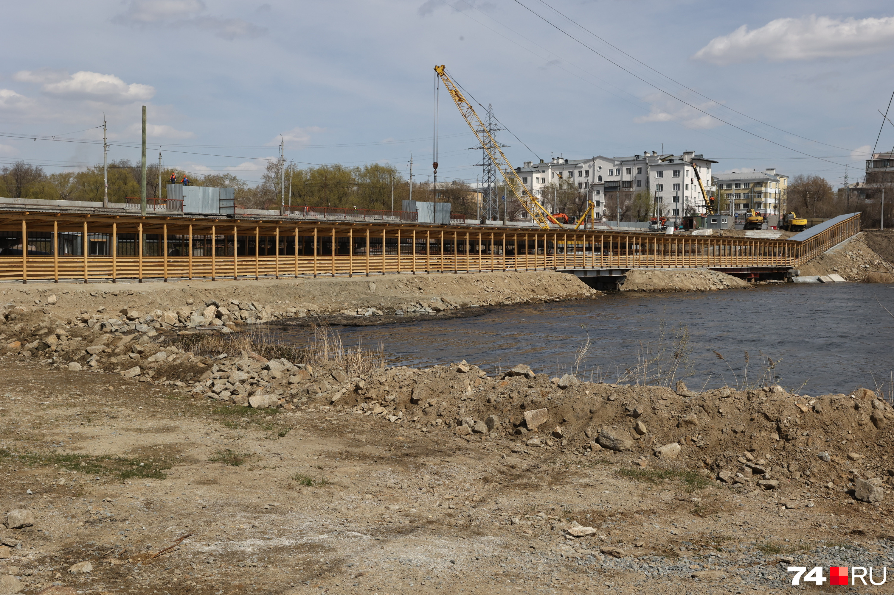 Ленинградский мост закрыт. Ленинградский мост Челябинск. Карерй Федоровский мост Челябинск. Мост Челябинск рядом с Кировкой.