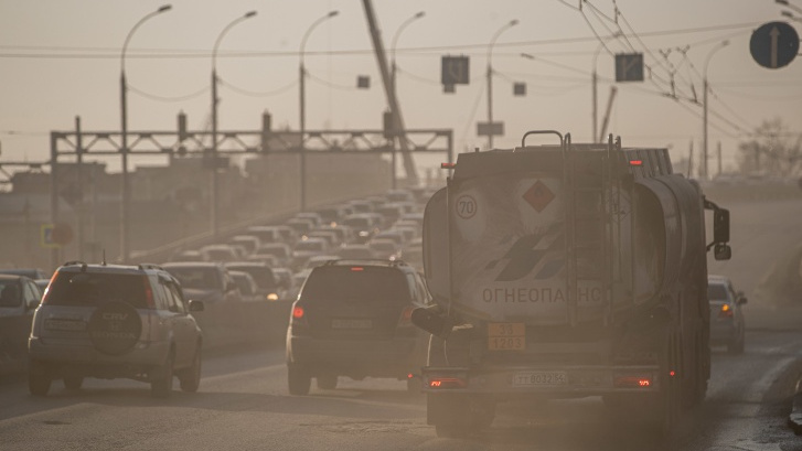Урбанист Илья Варламов дал 5 советов по избавлению города от пыли. Как их применить для Новосибирска?