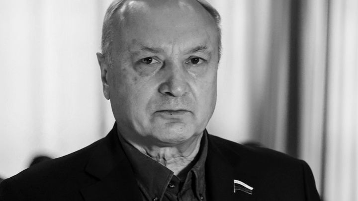 На 74-м году жизни скончался бывший мэр Красноярска Петр Пимашков
