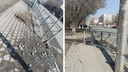 В мэрии Новосибирска объяснили, почему поставили забор в снег и оставили огромные ямы на тротуаре
