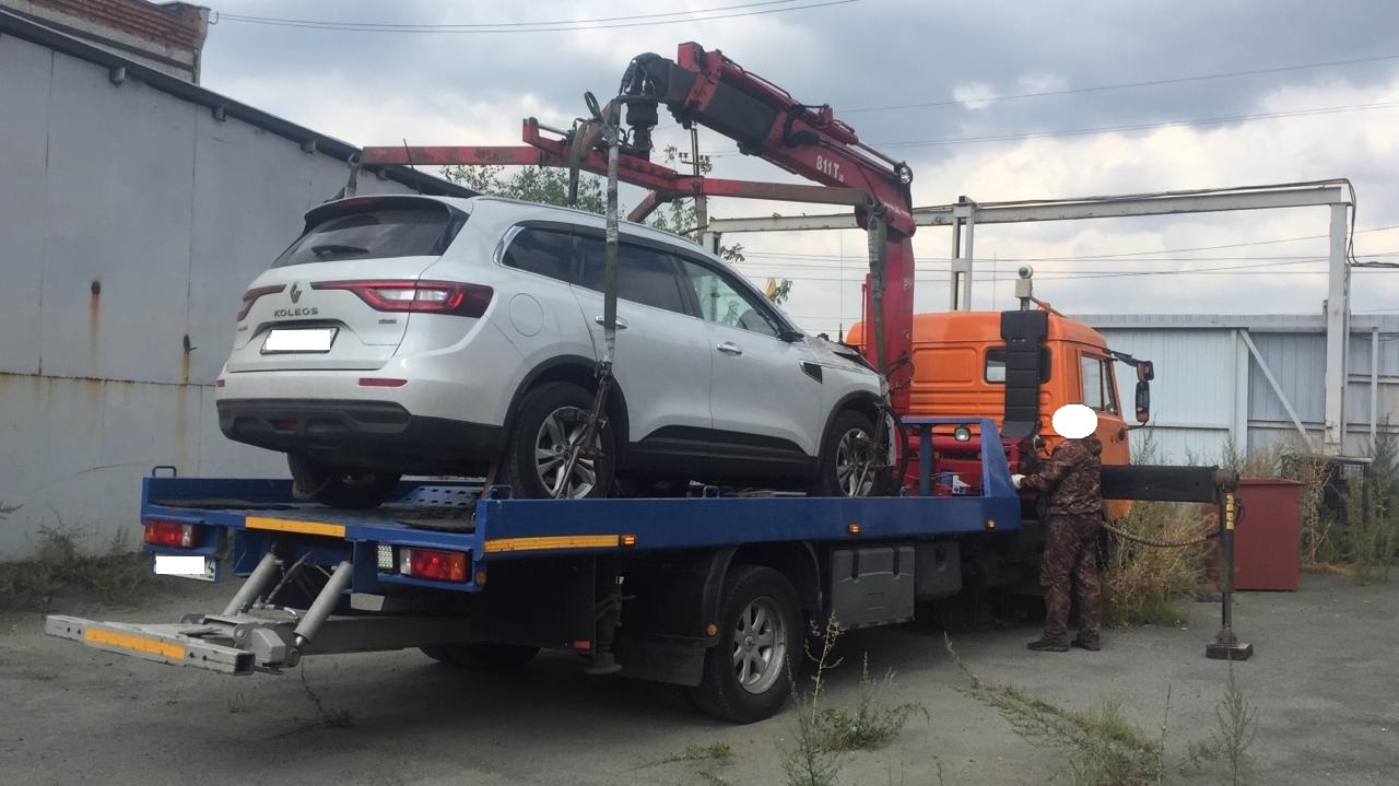 В обстоятельствах смертельного наезда на пешеходов разбирается полиция, возбуждено уголовное дело В обстоятельствах смертельного наезда на пешеходов разбирается полиция, возбуждено уголовное дело