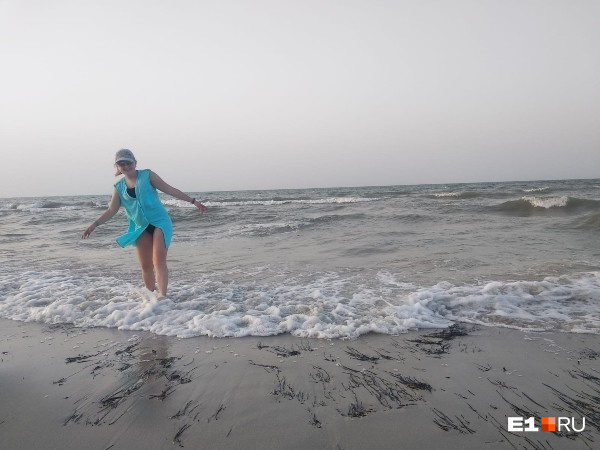 — Море в Тунисе супер, — говорит Юлия