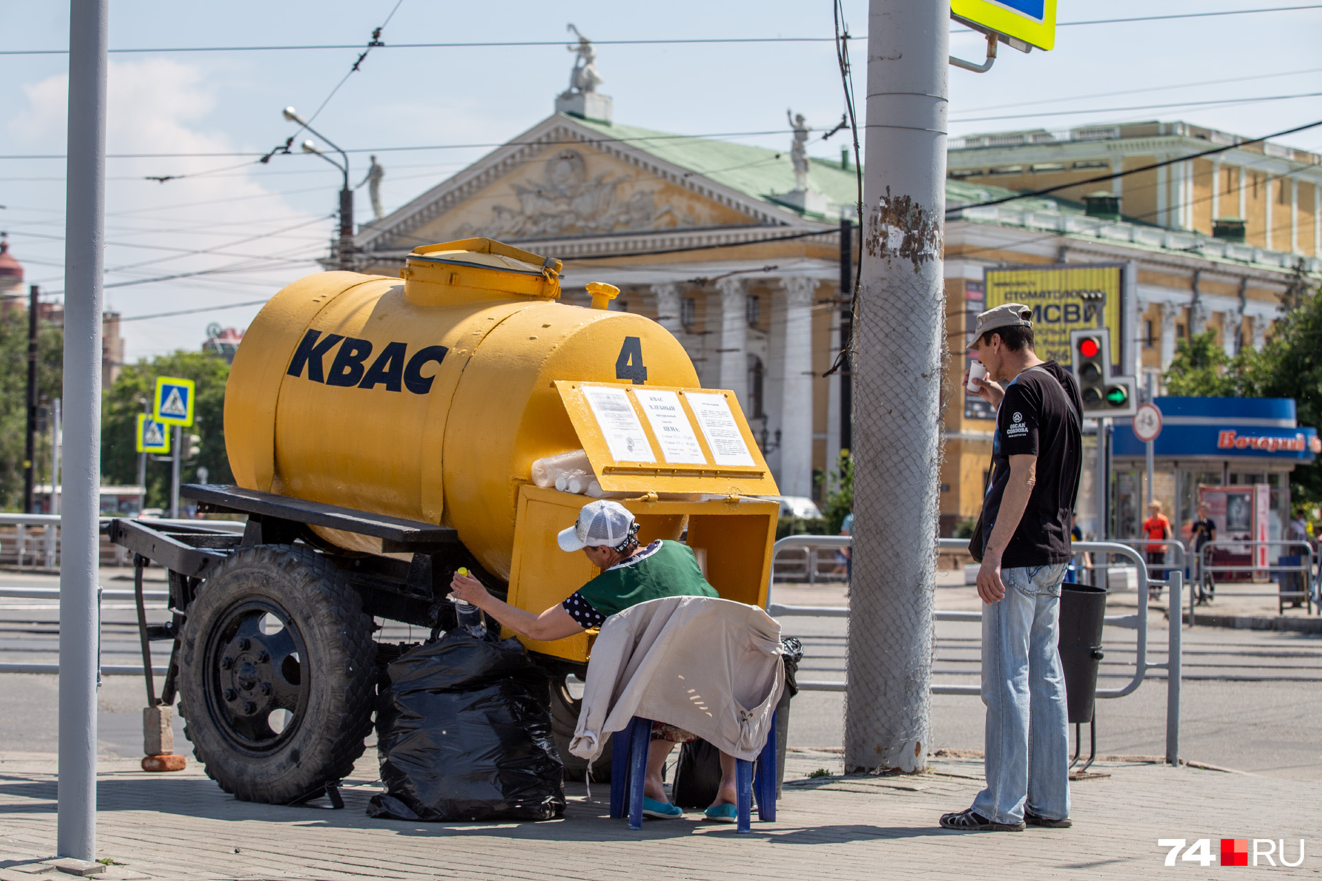 Активная торговля бочковым квасом в Челябинске шла еще два года назад