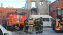 Что известно о пожаре в гаражном кооперативе Новосибирска — 7 снимков с места трагедии, где погибли люди