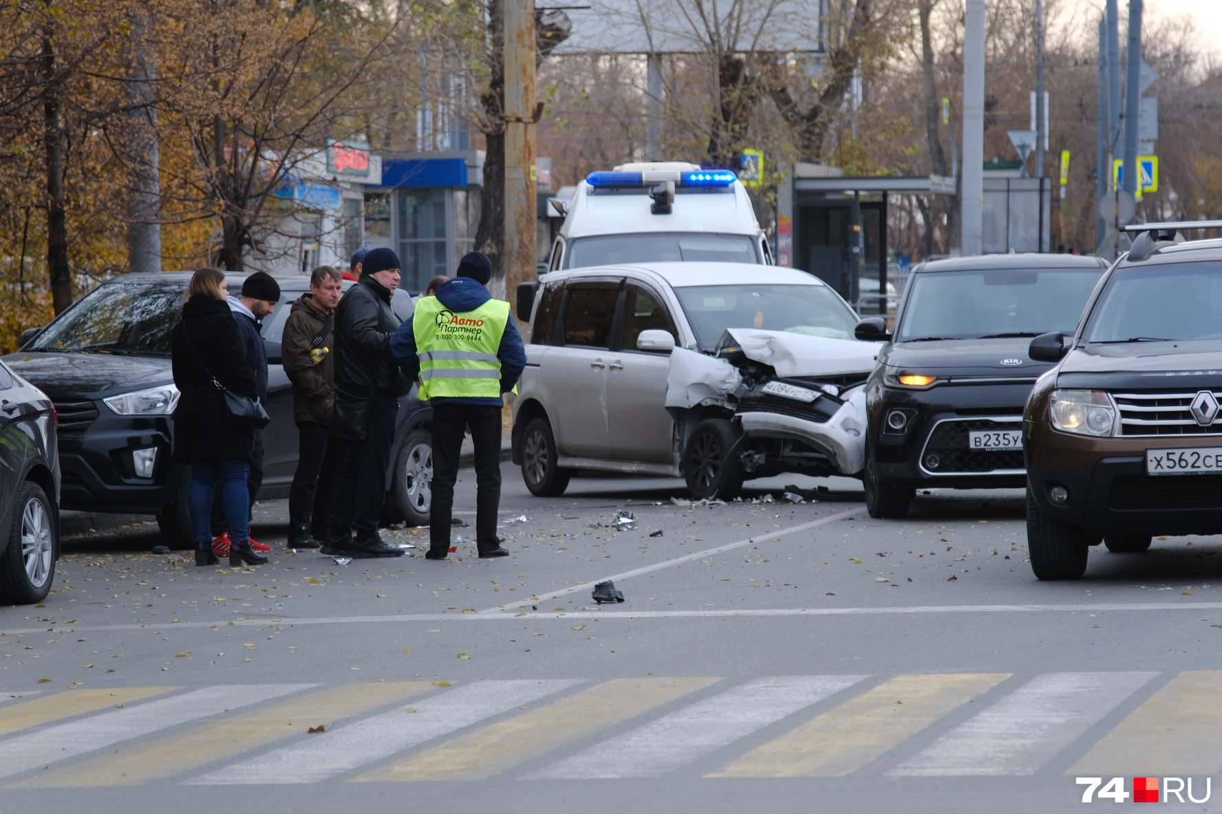 Пострадали три легковушки Пострадали три легковушки