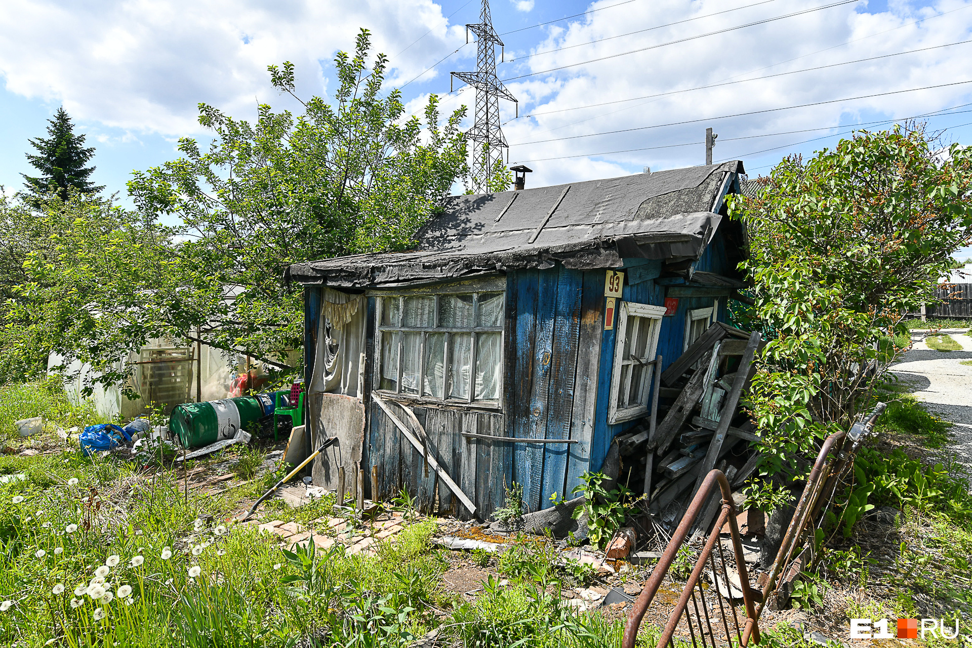 Коллективный сад 32 екатеринбург уралмаш. Фото коллективных садов. Дачный участок екатеринбург. Садовые домики в коллективном саду. Садовый участок в коллективном саду.