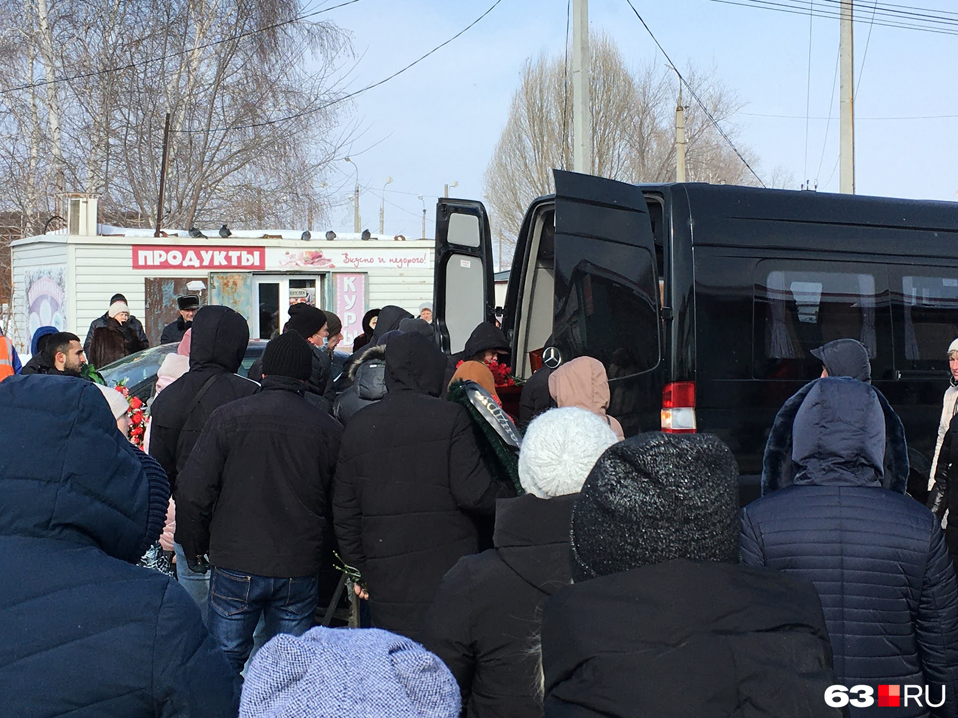 Вести самара местное. Похороны погибших Курумоч Самара. В Самарской области простились с погибшими. ДТП Самара 8 марта 2021 Курумоч. ДТП В Курумоче Самарской.