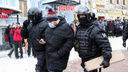 Полиция пришла к родителям задержанного на митинге в Нижнем Новгороде. Ему 30 и он бородат
