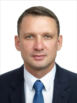 Александр Каптюг с марта 2021 года является исполняющим обязанности координатора свердловского отделения ЛДПР