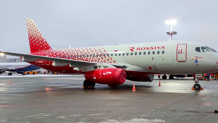 «Сделал девять кругов недалеко от аэропорта»: самолет рейса Москва — Челябинск совершил экстренную посадку