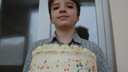 «Первый торт испек для <nobr class="_">мамы —</nobr> понравилось»: пермский восьмиклассник делает десерты на заказ и мечтает стать кондитером
