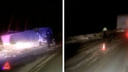 На трассе под Новосибирском «Газель» столкнулась с фурой и грузовиком — водитель получил травмы