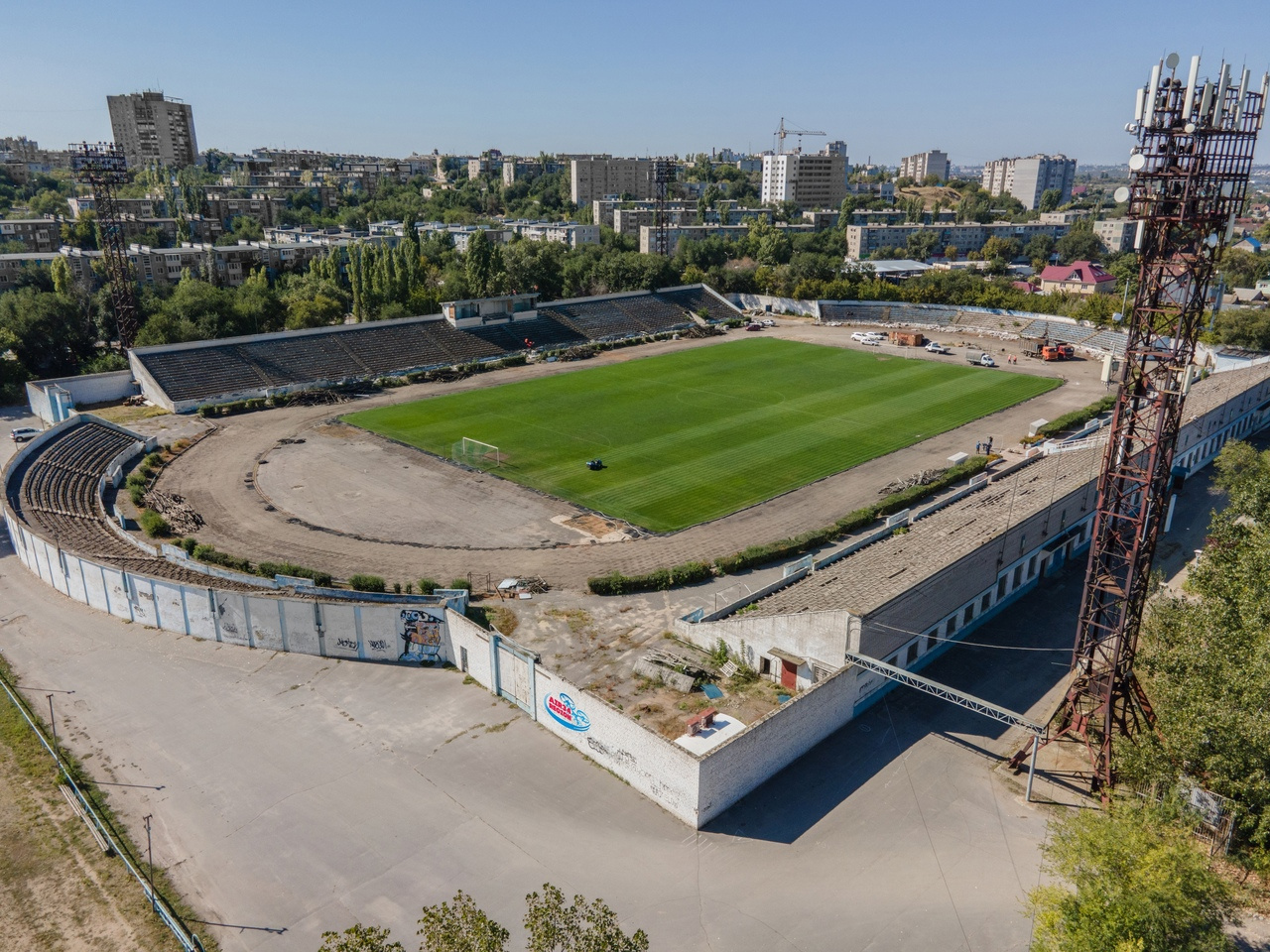 Построят стадион трактор в минске фото