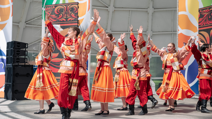 Как Кемерово отмечает 300-летие Кузбасса: фоторепортаж с улиц города