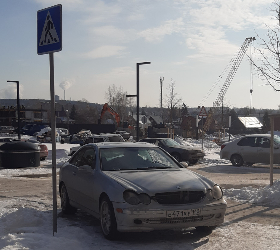 Стоянка в зоне перехода Стоянка в зоне перехода