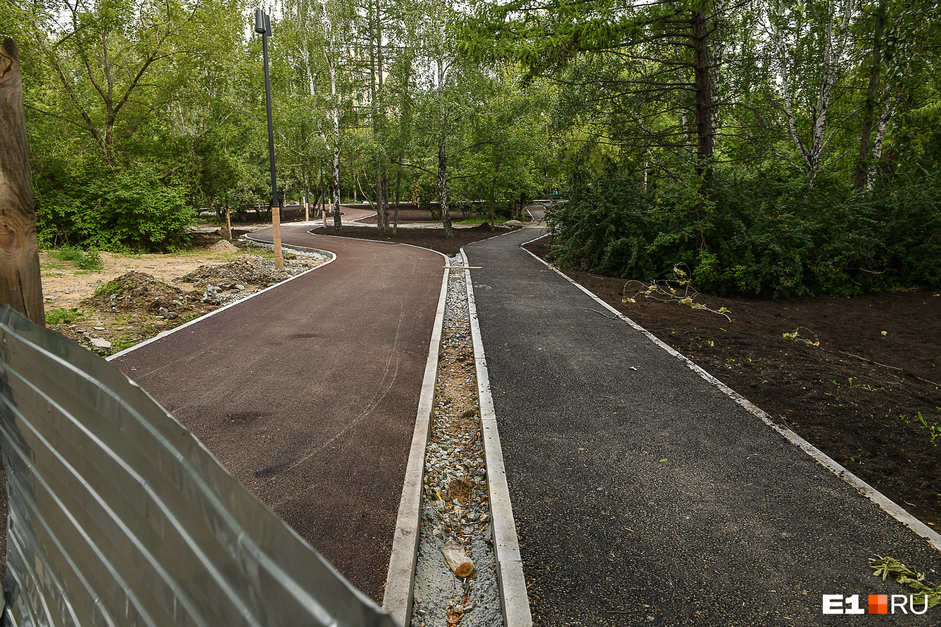 В парке сделали отдельные дорожки для бегунов и велосипедистов