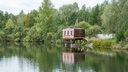 В Новосибирске построили дом-корабль на берегу речки. Смотрим красивый фоторепортаж с её берегов
