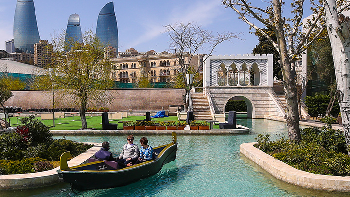 Отпуск в пандемию: правила въезда в Азербайджан в 2021 году