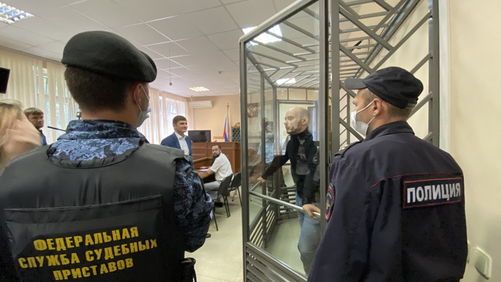 В Краснодаре людей начали вызывать на допрос по делу политика Пивоварова