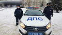 В Новосибирске водителю КАМАЗа оторвало прицепом <nobr class="_">палец —</nobr> мужчине на помощь пришли автоинспекторы