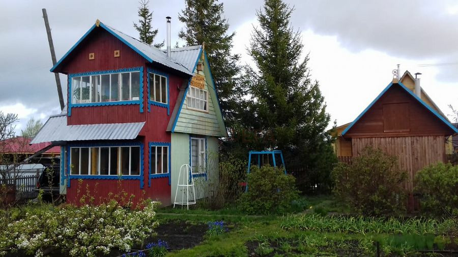 Этот простой дом продается в дачном поселке «Кудряшовский» за <nobr class="_">1 млн</nobr> рублей