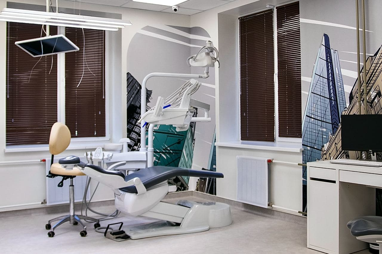 В команде «Вэладент Ortho» будут работать врачи-ортодонты, а также уникальные узкопрофильные специалисты — гнатолог и логопед-миотерапевт В команде «Вэладент Ortho» будут работать врачи-ортодонты, а также уникальные узкопрофильные специалисты — гнатолог и логопед-миотерапевт