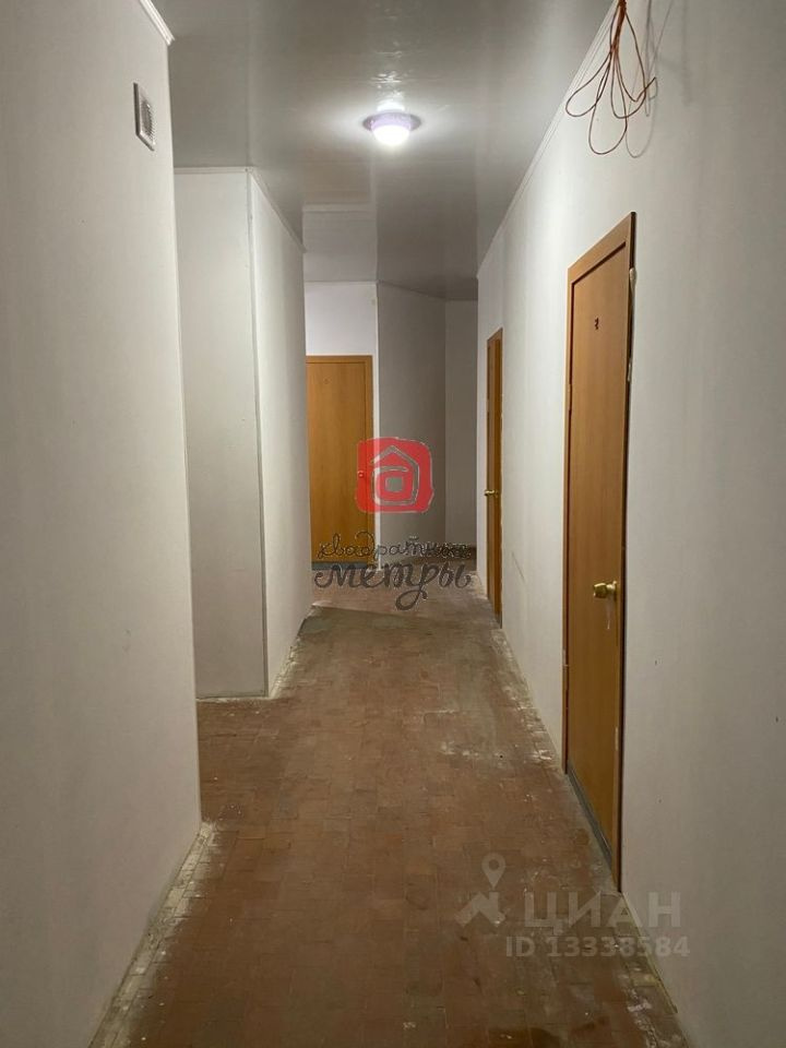 Так выглядит коридор, по которому нужно добираться до комнаты