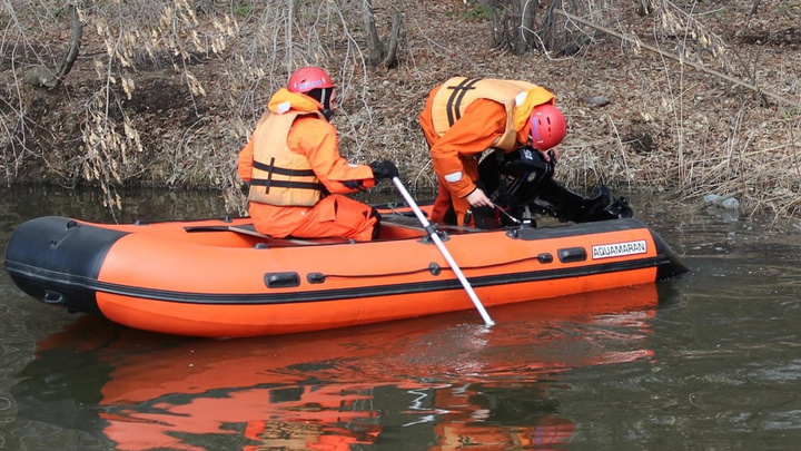 Спасатели нашли тело подростка, утонувшего в карьере под Челябинском