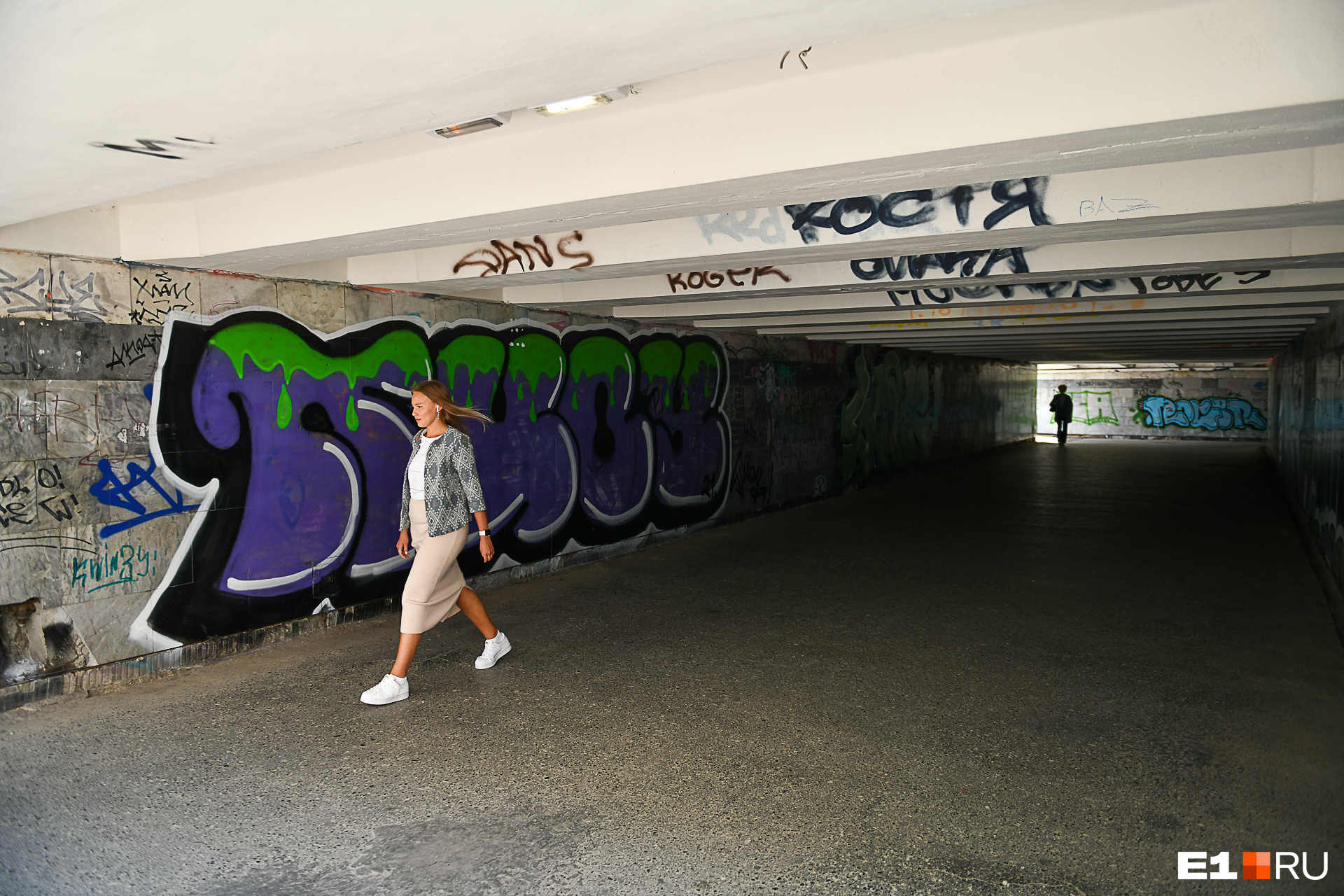 Безвкусные граффити-теги повсюду