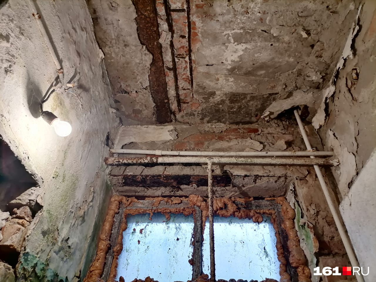 А это окно в ванной комнате А это окно в ванной комнате