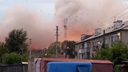 В Новосибирске загорелся мусорный полигон на левом <nobr class="_">берегу —</nobr> огонь попал на видео
