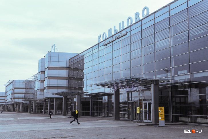 Авиакомпании срочно верстают программу полетов за границу из Екатеринбурга Авиакомпании срочно верстают программу полетов за границу из Екатеринбурга