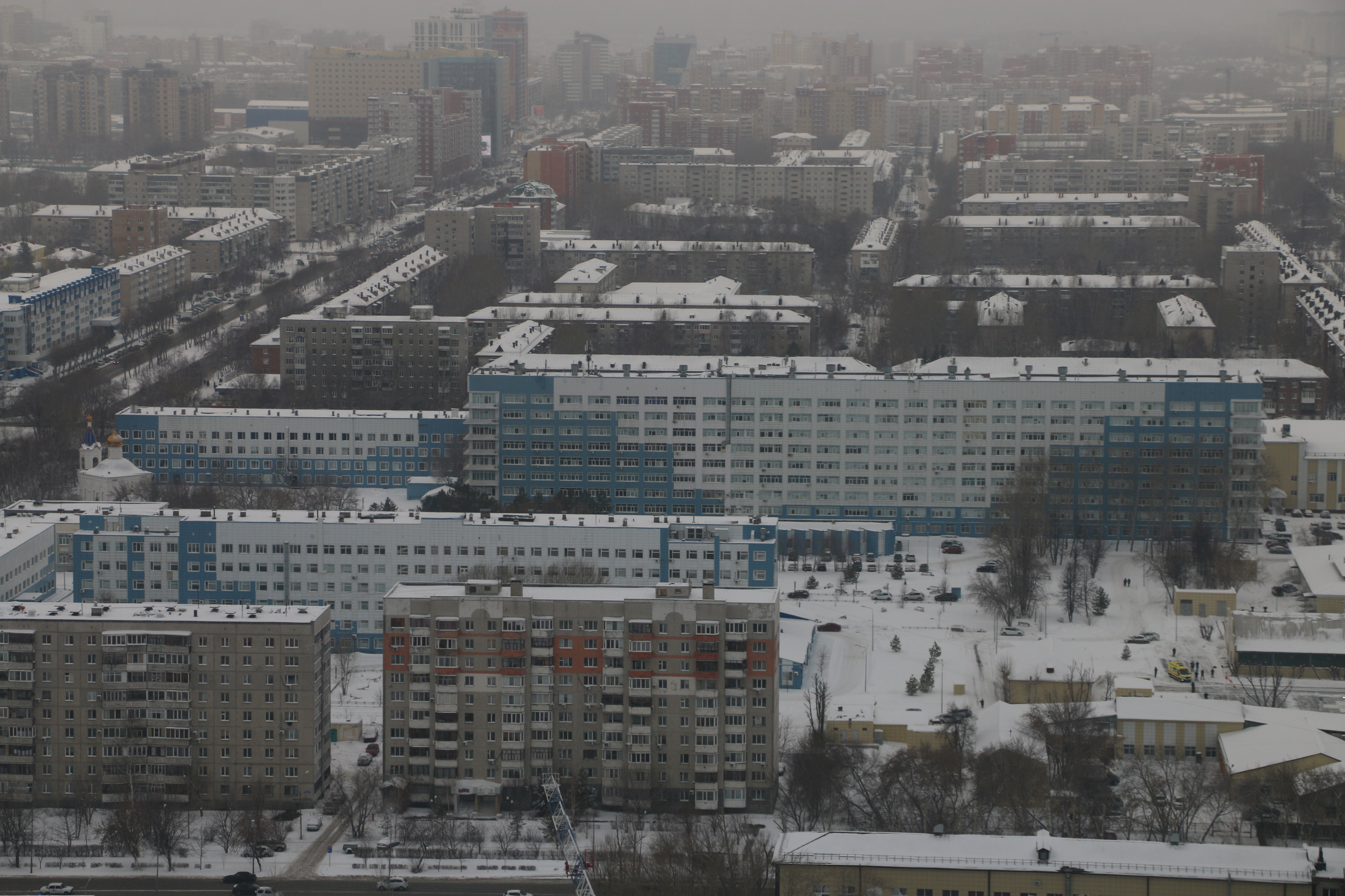 Так выглядит больничный комплекс <nobr class="_">ОКБ № 2</nobr> из кабины вертолета