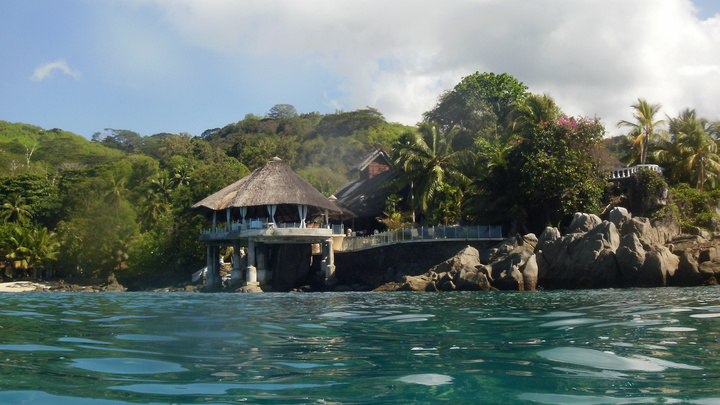 Отпуск в пандемию: правила въезда на Сейшельские острова в 2021 году