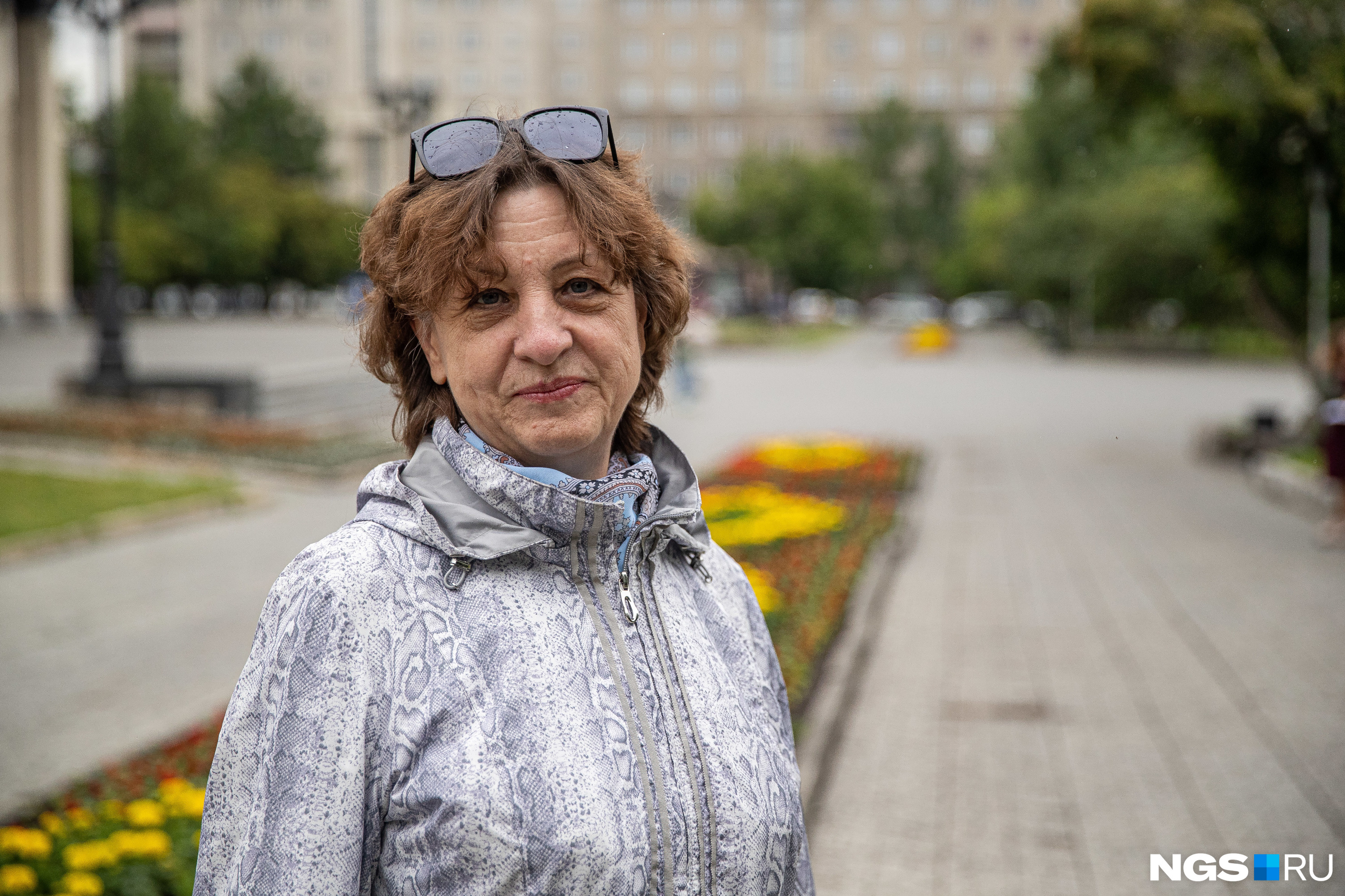 Сибирячка работает учительницей, поэтому ей придется вакцинироваться — это обязательно для работников школ Сибирячка работает учительницей, поэтому ей придется вакцинироваться — это обязательно для работников школ